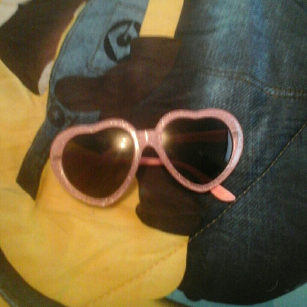 Pink girls sunglasses